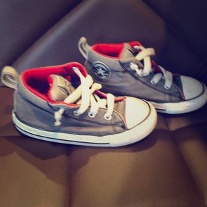 Toddlers Chuck Taylor All Star Street Mid 9